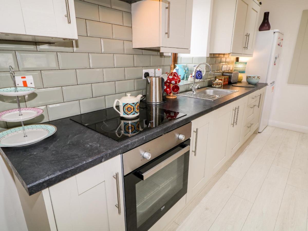 May'S Cottage Bushmills Extérieur photo